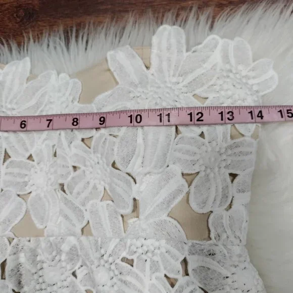 Stone Cold Fox White Floral Lace Strapless Midi Summer Bachelorette Dress XS - Picture 8 of 10